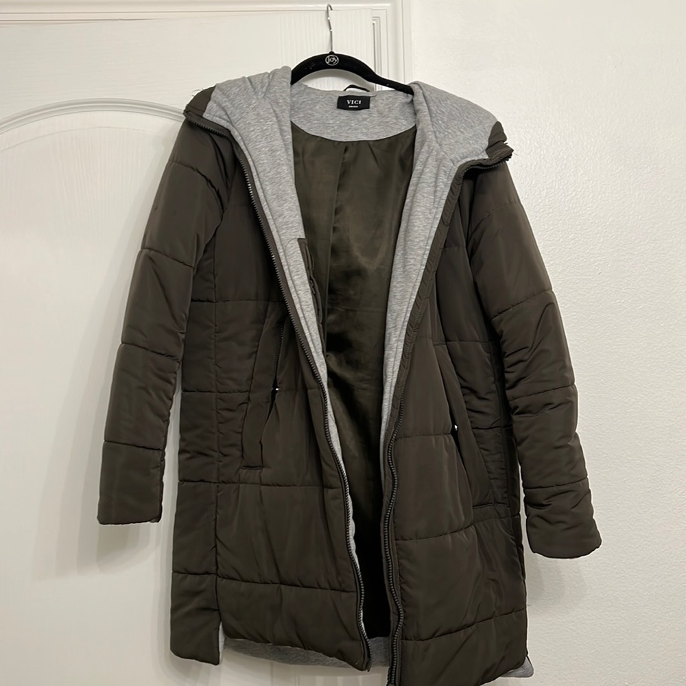 Tobi Puffer Jacket with hood